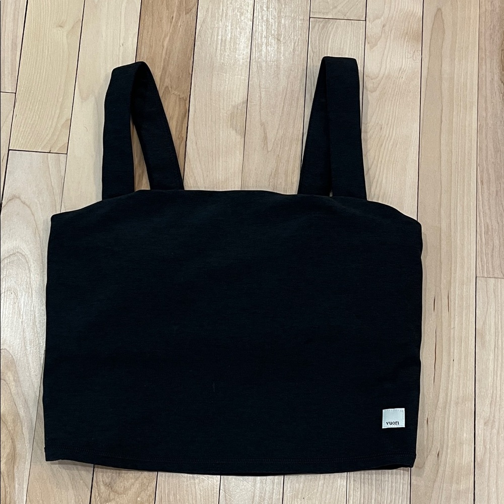 Vuori charcoal Black Gray sports bra tank